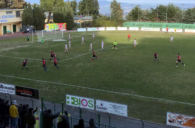 La Vigor Senigallia esulta dopo il gol di Cinotti